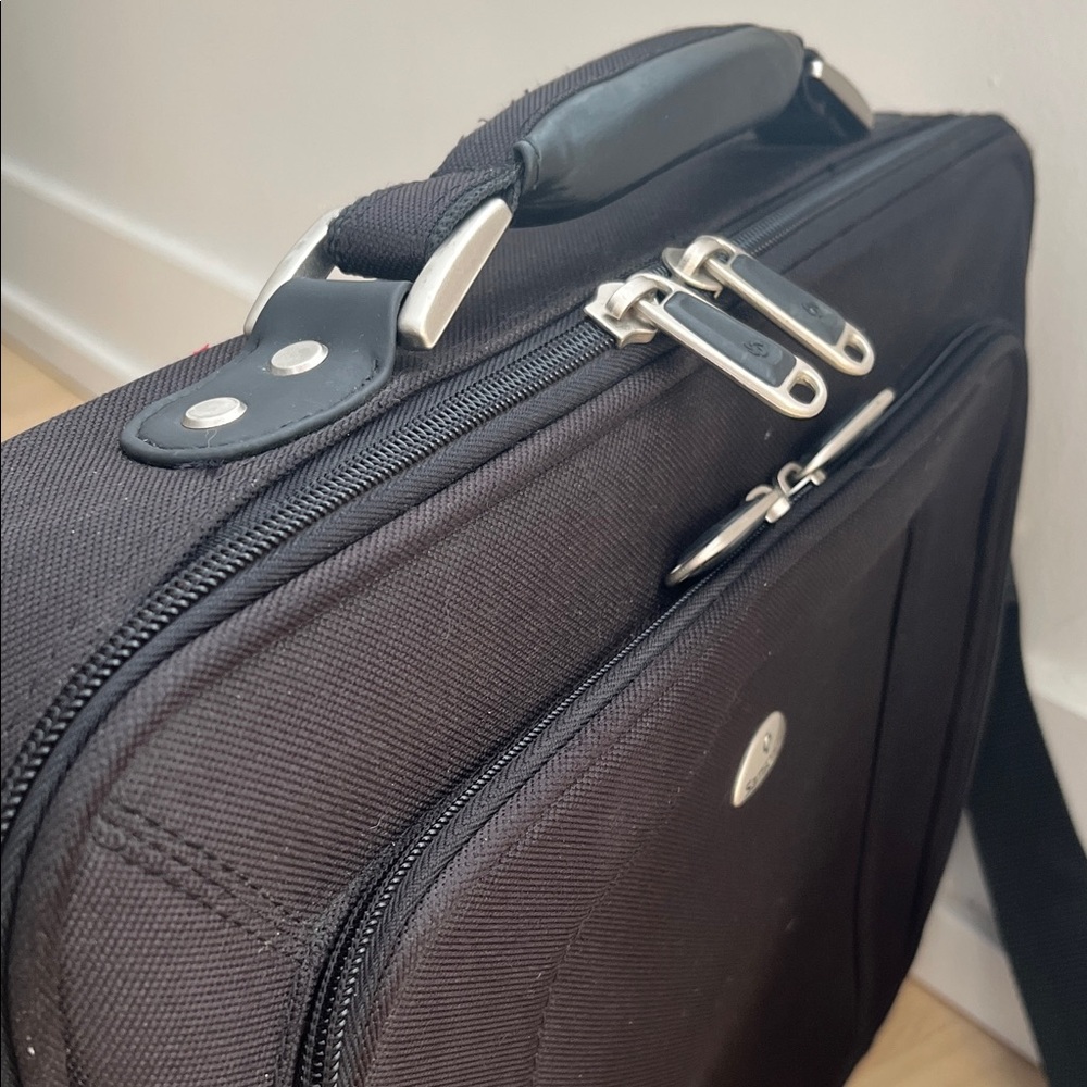 Samsonite Black Laptop Bag for Men or Woman